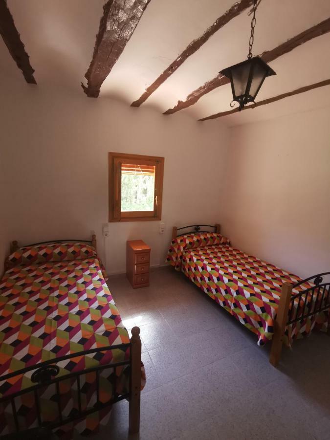 Casa Rural Y Albergue Tormon Exterior photo