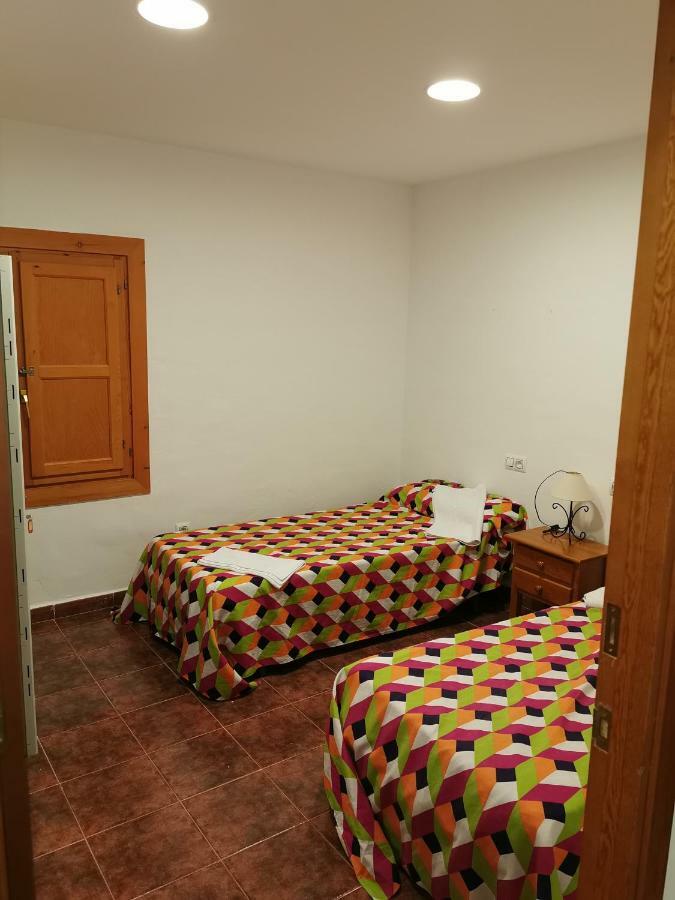 Casa Rural Y Albergue Tormon Exterior photo