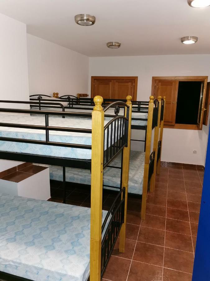 Casa Rural Y Albergue Tormon Exterior photo
